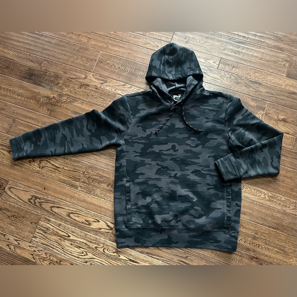EUC Men’s Gap Fit Black Camo Hoodie (orig. $35)